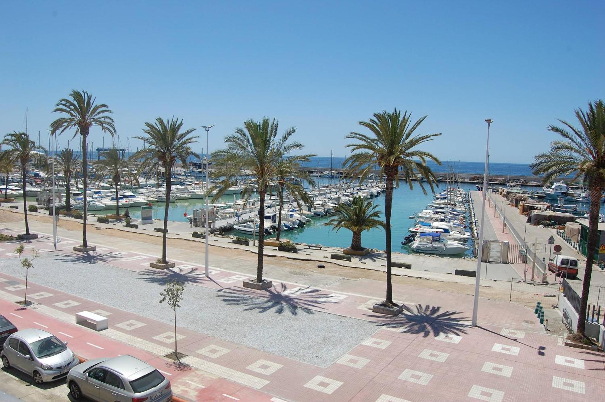 Puerto Caleta Dream - Alojamientos La Torre Caleta De Velez Esterno foto